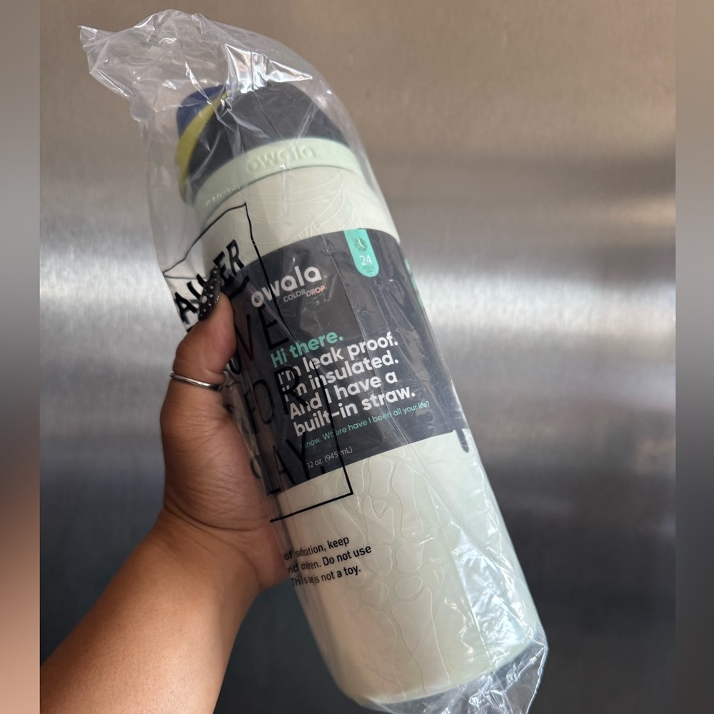 Owala Limited Edition RIP Glow in the Dark 32 oz Bottle